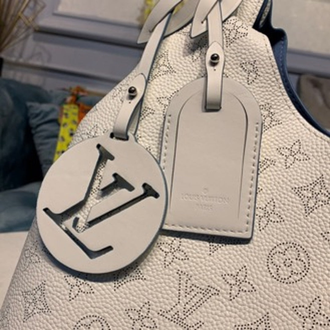 Louis Vuitton Carmel Hobo Bag Ivory  Shoulder Bags