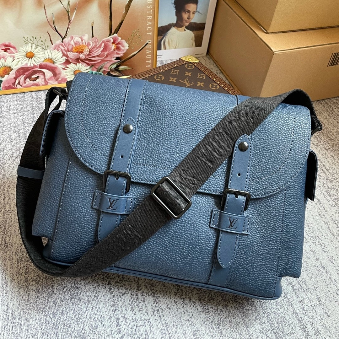 LV Christopher Messenger Taurillon Blue For Men, Bags, Shoulder And Crossbody Bags 11.4in/29cm LV M58475