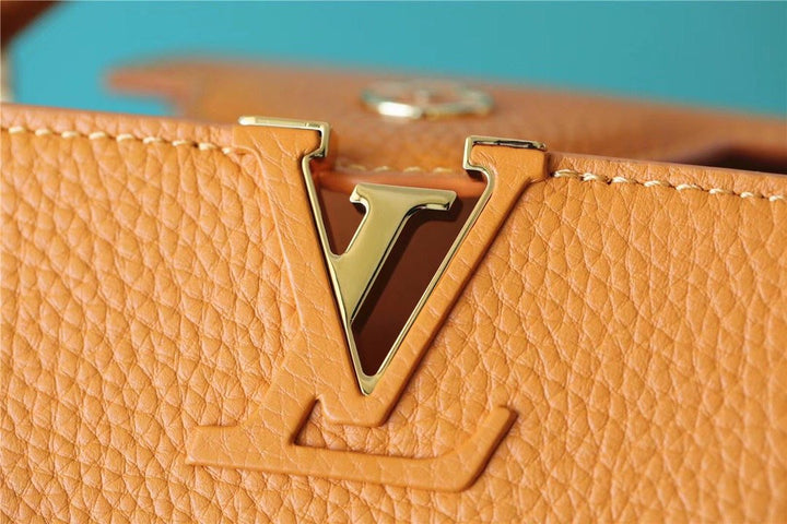 Louis Vuitton Capucines BB Taurillon Jaune Sunbeam  Shoulder And Crossbody Bags 27cm/10.6in Louis Vuitton 
