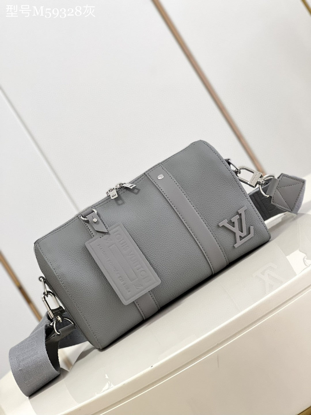 LV City Keepall Aerogram Grey For Men, Bags, Shoulder And Crossbody Bags 10.6in/27cm LV M59328