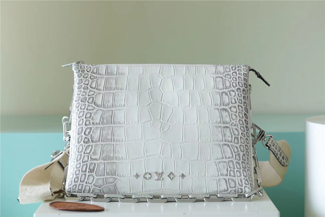 LV Coussin PM High Shiny Alligator White For Women,  Shoulder And Crossbody Bags 10.2n/26cm LV