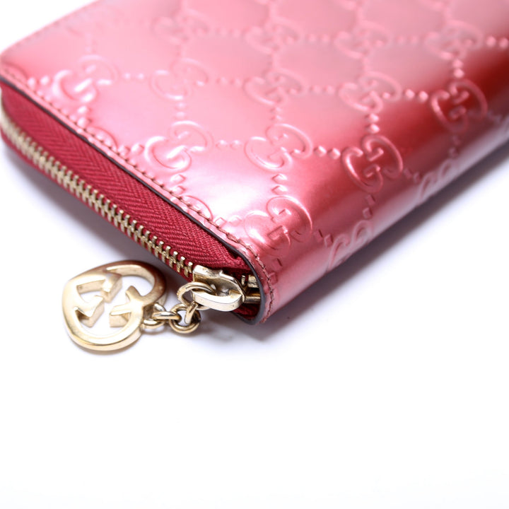 308005 Gucci Leather Interlocking G Heart Zip Around Wallet