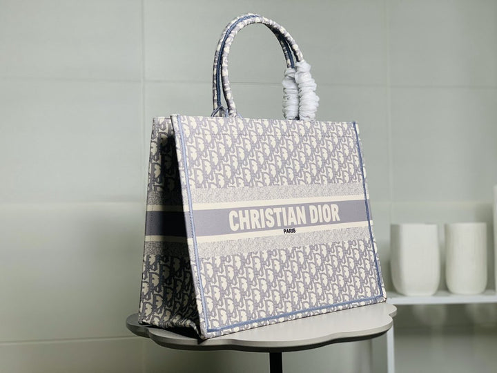 EN - New Arrival Bags Christian Dior 129